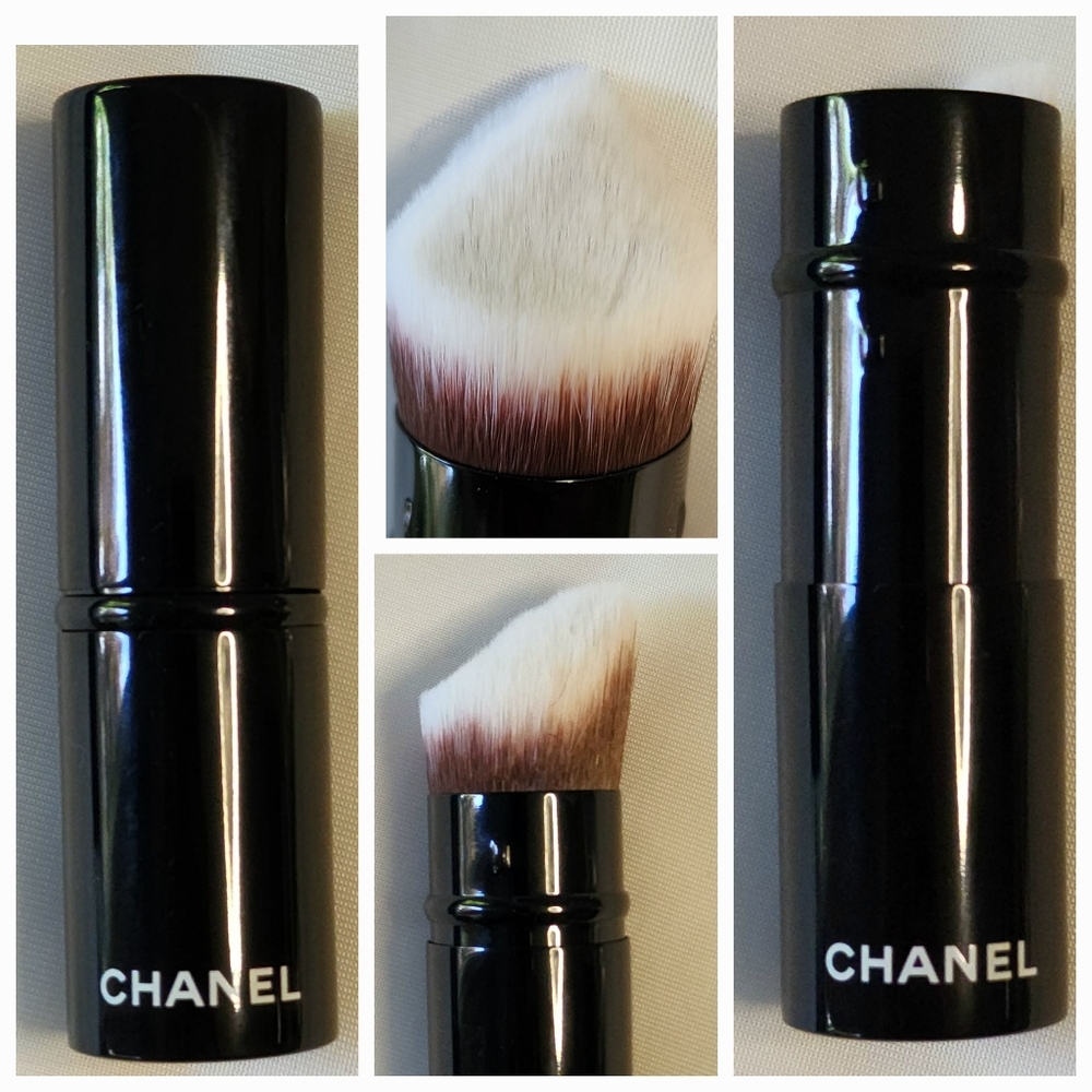 CHANEL MAKEUP BRUSH ***NEW / UNUSED***